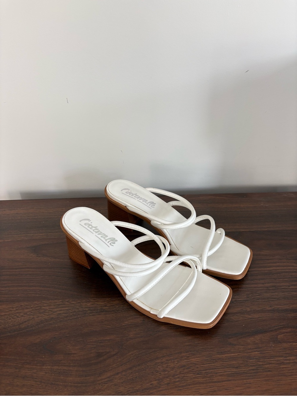 L'INTERVALLE White Strappy Square-Toe Block Heel Sandals